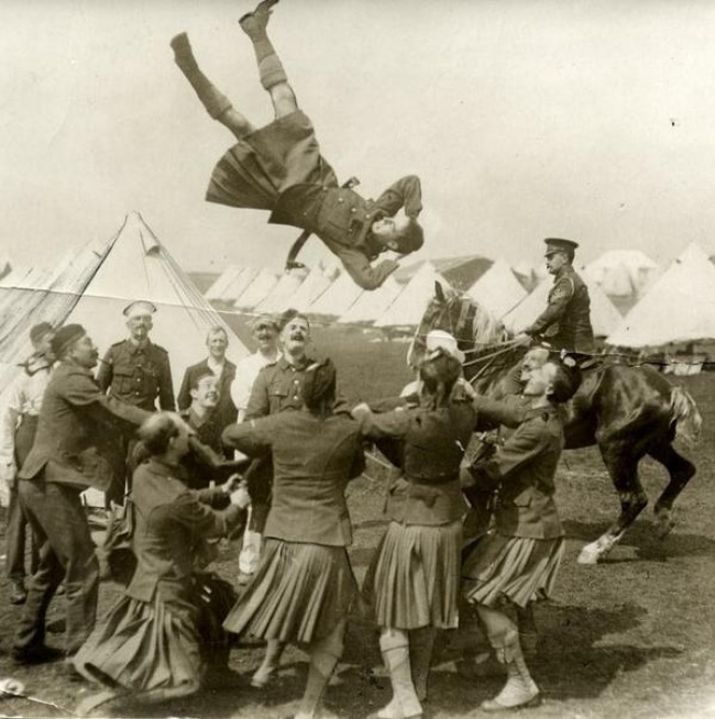 las-22-fotos-historicas-raras-que-jamas-te-ensenaron-en-la-escuela-politicas-de-facebook-0014