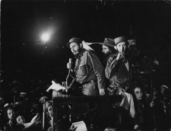 las-22-fotos-historicas-raras-que-jamas-te-ensenaron-en-la-escuela-politicas-de-facebook-0020