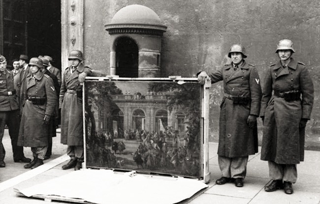 las-22-fotos-historicas-raras-que-jamas-te-ensenaron-en-la-escuela-politicas-de-facebook-006